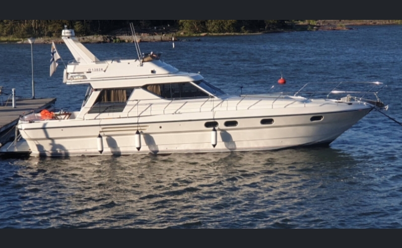 Princess 45 Fly, Kattavat varusteet-kuva-1